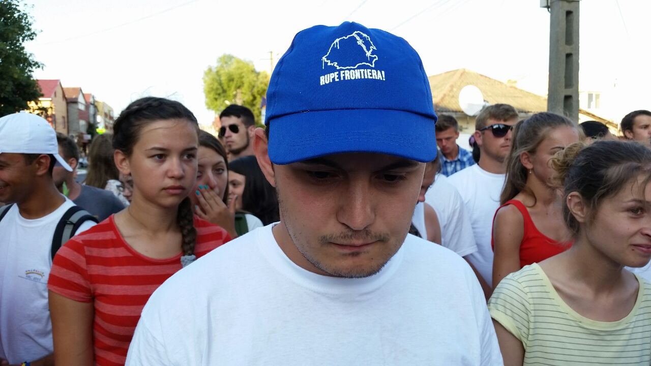 tinerii unionisti basarabeni au ajuns la cumpana am venit sa te salut fratele meu de peste prut galerie tinerii unionisti basarabeni au ajuns la cumpana am venit sa te salut fratele meu de peste prut galerie