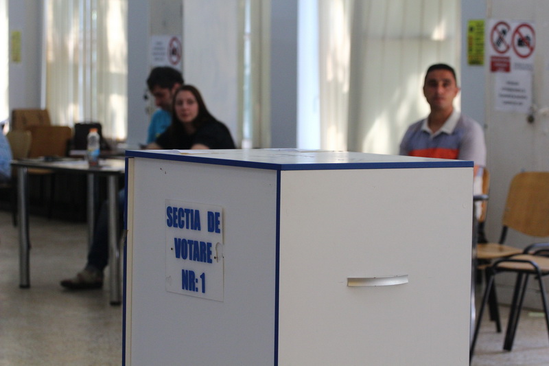 profesorii de la universitatea ovidius au uitat sa se prezinte la urne galerie foto 557277 profesorii de la universitatea ovidius au uitat sa se prezinte la urne galerie foto 557277