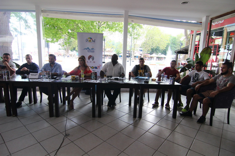 atakan arslan vine la superkombat cu o armata de motociclisti politistul alex filip am de partea mea atakan arslan vine la superkombat cu o armata de motociclisti politistul alex filip am de partea mea