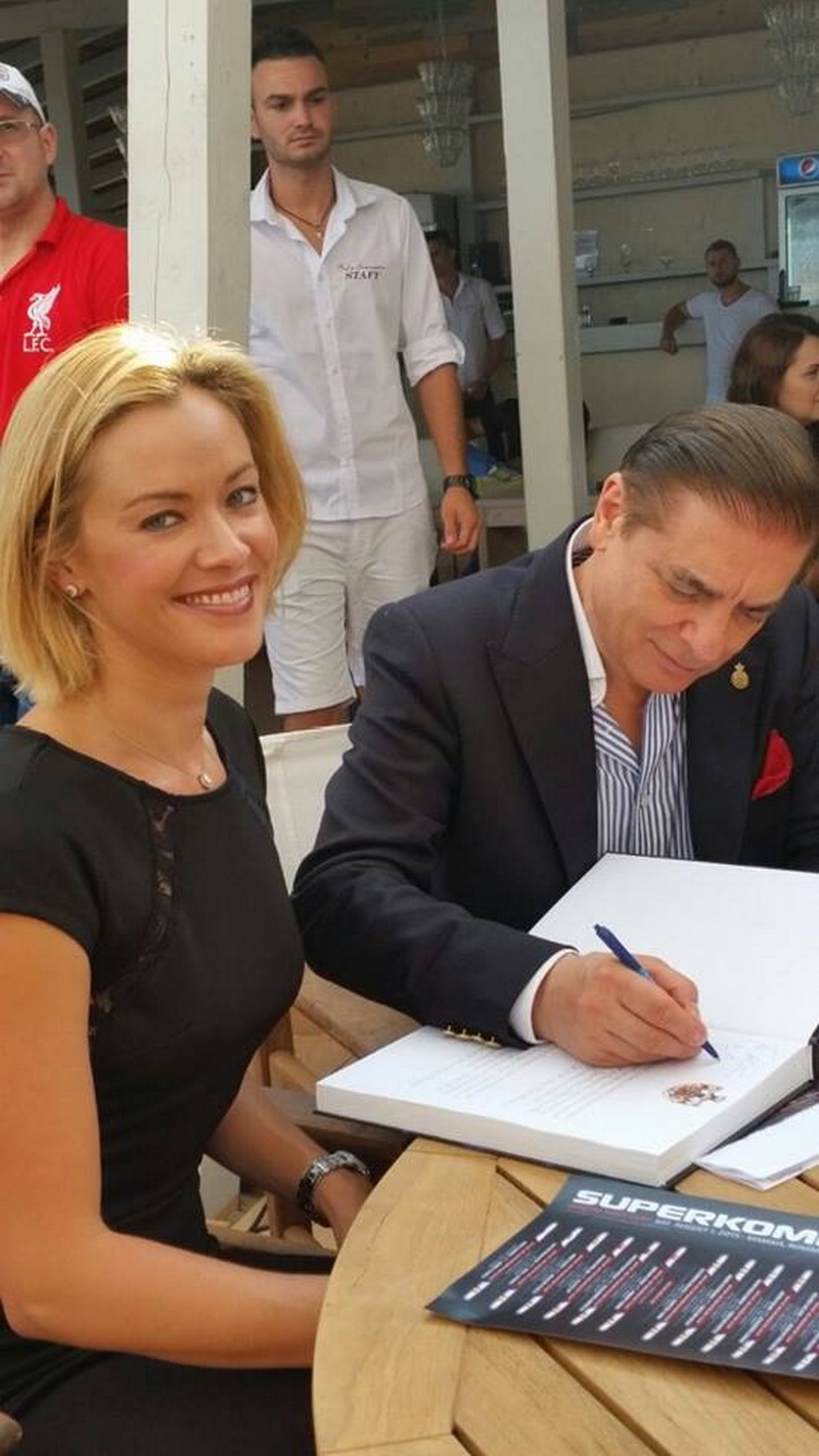 printul carol ferdinand in kimono actrita kristanna loken si legenda k 1 remy bonjasky atractii la mamaia printul carol ferdinand in kimono actrita kristanna loken si legenda k 1 remy bonjasky atractii la mamaia