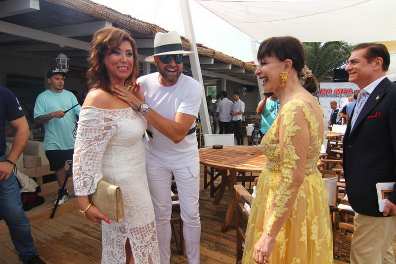 printul carol ferdinand in kimono actrita kristanna loken si legenda k 1 remy bonjasky atractii la mamaia printul carol ferdinand in kimono actrita kristanna loken si legenda k 1 remy bonjasky atractii la mamaia