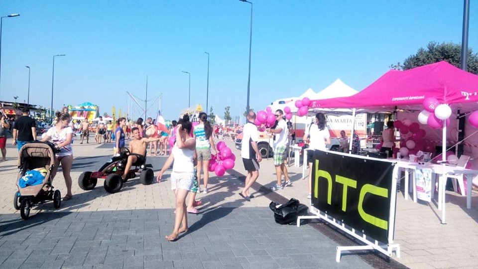 turistii si constantenii invitati la cea mai mare ora de sport galerie foto 558881 turistii si constantenii invitati la cea mai mare ora de sport galerie foto 558881