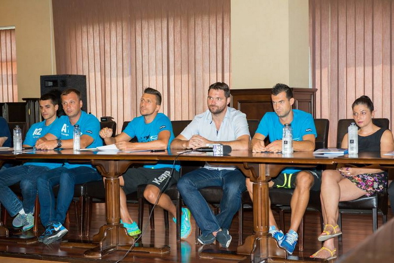 vrea promovarea imediata in liga nationala hc dobrogea sud si a prezentat lotul si aspiratiile de ziua vrea promovarea imediata in liga nationala hc dobrogea sud si a prezentat lotul si aspiratiile de ziua