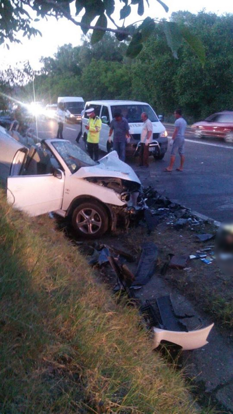 carnaj intre localitatea 23 august si olimp doua femei si trei barbati si au pierdut viata intr un teribil carnaj intre localitatea 23 august si olimp doua femei si trei barbati si au pierdut viata intr un teribil