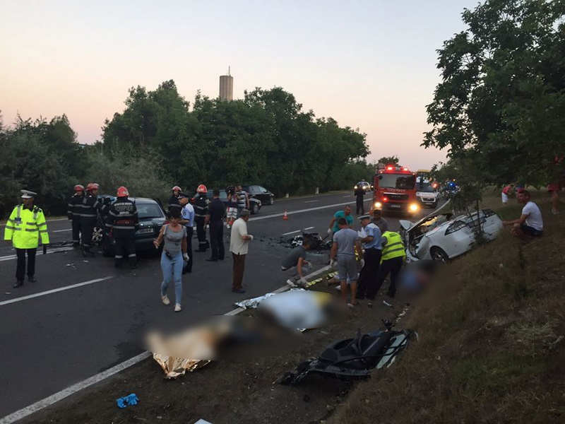 carnaj intre localitatea 23 august si olimp doua femei si trei barbati si au pierdut viata intr un teribil carnaj intre localitatea 23 august si olimp doua femei si trei barbati si au pierdut viata intr un teribil