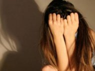 Suspecţi că au violat o adolescentă, la Ovidiu Aurel Chiriţă şi Ştefan Podaru au fost arestaţi preventiv