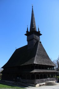 Schimbarea la faţă Slujbă la biserica de lemn „Sfântul Mare Mucenic Mina” din Constanța