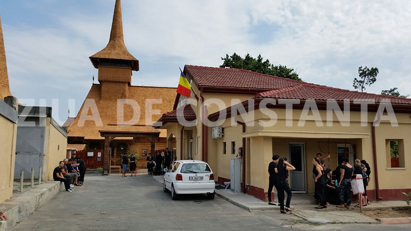 irina milea si laura tutanis conduse spre vesnicie galerie foto 559358 irina milea si laura tutanis conduse spre vesnicie galerie foto 559358