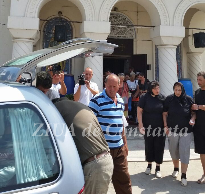 irina milea si laura tutanis conduse spre vesnicie galerie foto 559358 irina milea si laura tutanis conduse spre vesnicie galerie foto 559358