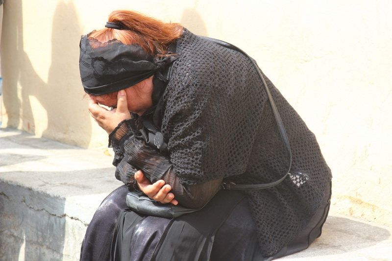 imagini care te pot afecta emotional ultimul drum pentru laura si irina victimele accidentului petrecut imagini care te pot afecta emotional ultimul drum pentru laura si irina victimele accidentului petrecut