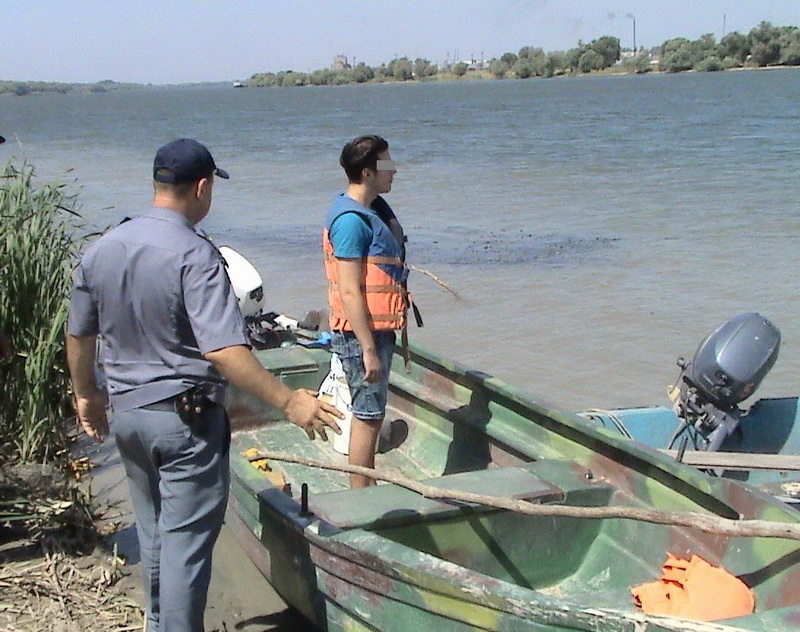 au trecut dunarea in romania ca sa fure o barca galerie foto 560047 au trecut dunarea in romania ca sa fure o barca galerie foto 560047