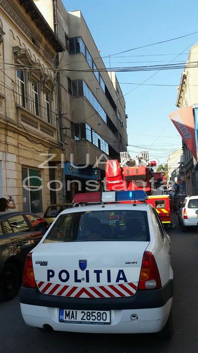 tencuiala unui bloc putea face ravagii 562672 tencuiala unui bloc putea face ravagii 562672