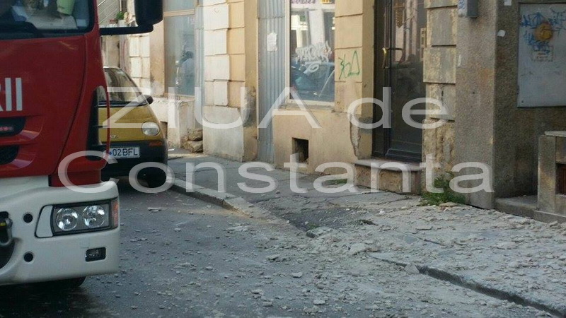 tencuiala unui bloc putea face ravagii 562672 tencuiala unui bloc putea face ravagii 562672