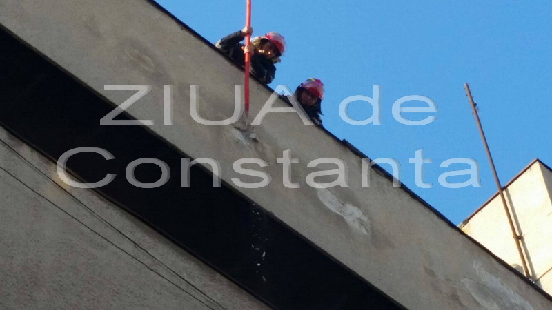 tencuiala unui bloc putea face ravagii 562672 tencuiala unui bloc putea face ravagii 562672