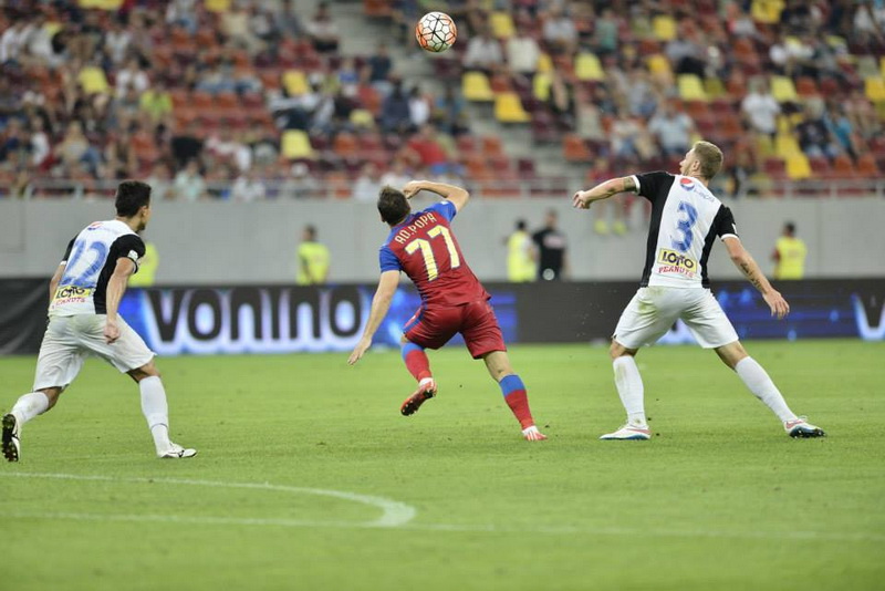 fc viitorul a reclamat doua lovituri de la 11 m in meciul cu steaua gica hagi penalty mai clar ca asta fc viitorul a reclamat doua lovituri de la 11 m in meciul cu steaua gica hagi penalty mai clar ca asta