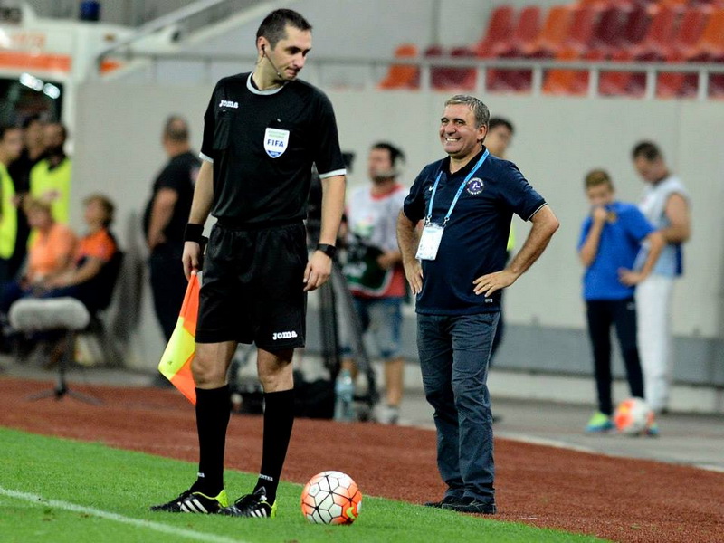 fc viitorul a reclamat doua lovituri de la 11 m in meciul cu steaua gica hagi penalty mai clar ca asta fc viitorul a reclamat doua lovituri de la 11 m in meciul cu steaua gica hagi penalty mai clar ca asta