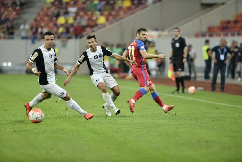 fc viitorul a reclamat doua lovituri de la 11 m in meciul cu steaua gica hagi penalty mai clar ca asta fc viitorul a reclamat doua lovituri de la 11 m in meciul cu steaua gica hagi penalty mai clar ca asta