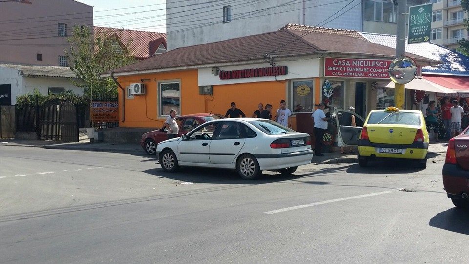 accident pe strada theodor burada galerie foto 563030 accident pe strada theodor burada galerie foto 563030