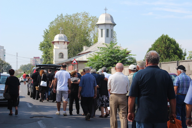 primul viceprimar postdecembrist al constantei george aur a fost condus pe ultimul drum galerie foto primul viceprimar postdecembrist al constantei george aur a fost condus pe ultimul drum galerie foto