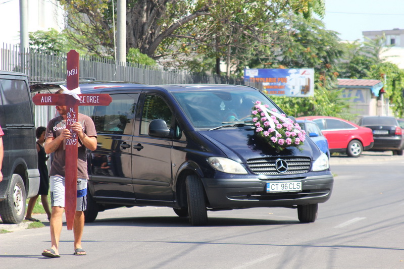 primul viceprimar postdecembrist al constantei george aur a fost condus pe ultimul drum galerie foto primul viceprimar postdecembrist al constantei george aur a fost condus pe ultimul drum galerie foto
