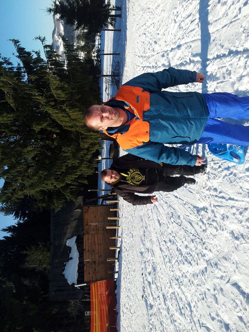 mosul se afla de cativa ani in anglia cosmin mocanu fostul fundas al farului a devenit tatic galerie mosul se afla de cativa ani in anglia cosmin mocanu fostul fundas al farului a devenit tatic galerie