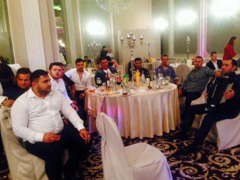 petrecere de vis ionut galani si finalistul de la romanii au talent momente artistice la nunta rugbystului petrecere de vis ionut galani si finalistul de la romanii au talent momente artistice la nunta rugbystului