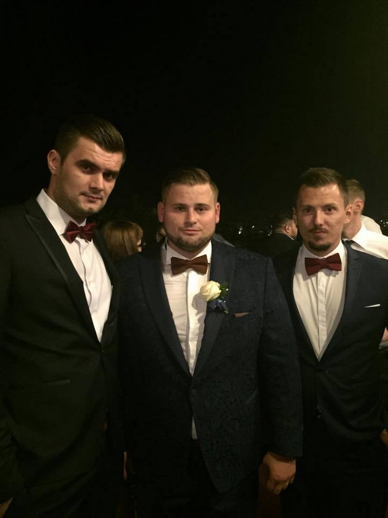 petrecere de vis ionut galani si finalistul de la romanii au talent momente artistice la nunta rugbystului petrecere de vis ionut galani si finalistul de la romanii au talent momente artistice la nunta rugbystului