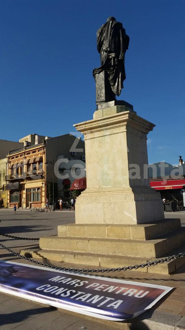 protest al constantenilor in piata ovidiu 565255 protest al constantenilor in piata ovidiu 565255