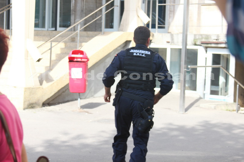 cjas si spitalul judetean zguduite de scandal si de perchezitii mafia retetelor fictive a atras medici cjas si spitalul judetean zguduite de scandal si de perchezitii mafia retetelor fictive a atras medici