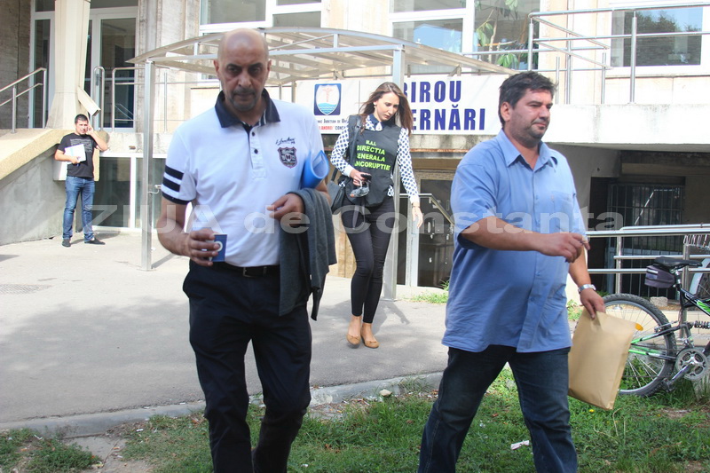 cjas si spitalul judetean zguduite de scandal si de perchezitii mafia retetelor fictive a atras medici cjas si spitalul judetean zguduite de scandal si de perchezitii mafia retetelor fictive a atras medici