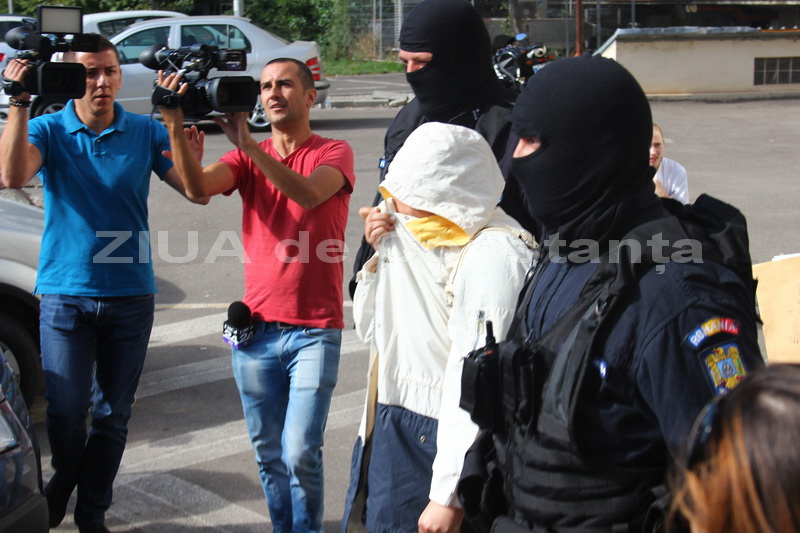 cjas si spitalul judetean zguduite de scandal si de perchezitii mafia retetelor fictive a atras medici cjas si spitalul judetean zguduite de scandal si de perchezitii mafia retetelor fictive a atras medici