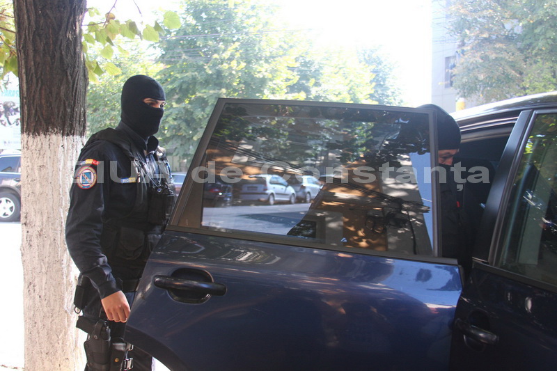 cjas si spitalul judetean zguduite de scandal si de perchezitii mafia retetelor fictive a atras medici cjas si spitalul judetean zguduite de scandal si de perchezitii mafia retetelor fictive a atras medici