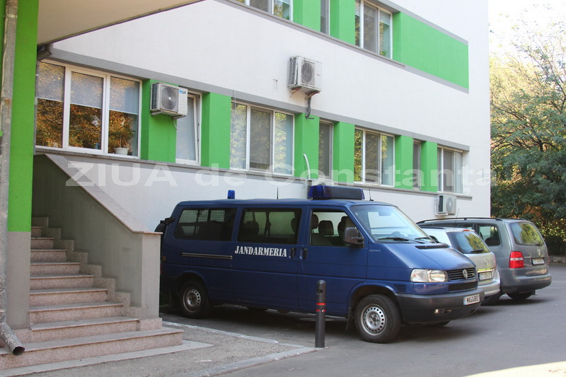 cjas si spitalul judetean zguduite de scandal si de perchezitii mafia retetelor fictive a atras medici cjas si spitalul judetean zguduite de scandal si de perchezitii mafia retetelor fictive a atras medici