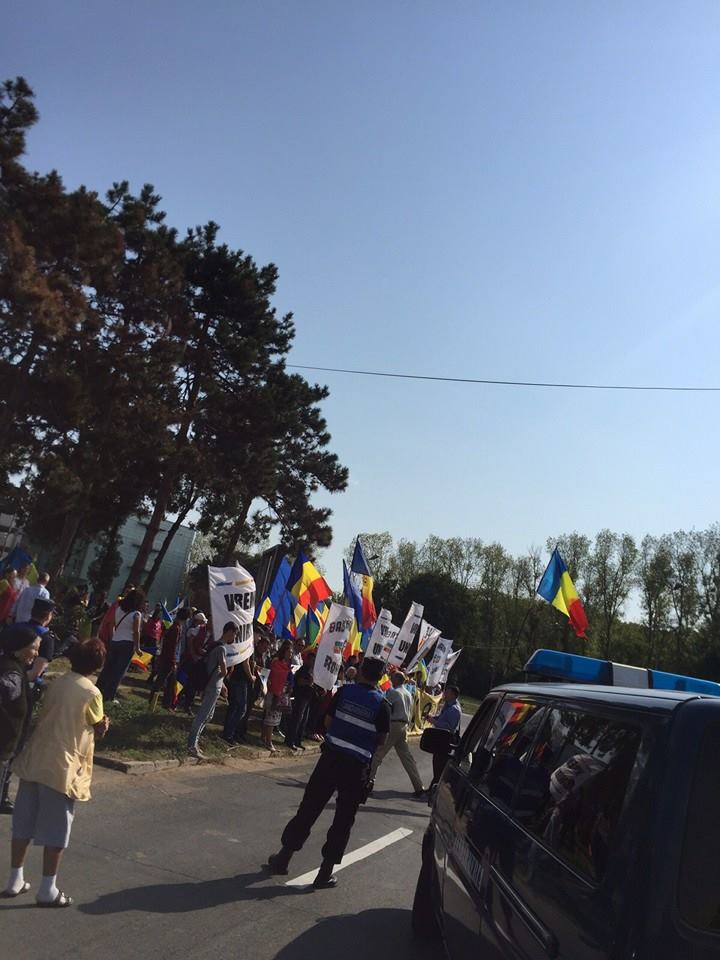 protest inaintea sedintei guvernelor din romania si republica moldova galerie foto 565490 protest inaintea sedintei guvernelor din romania si republica moldova galerie foto 565490