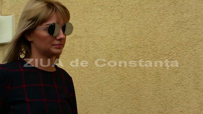 alexandra stan si managerul ei marcel prodan asteptati azi la judecatoria constanta 566664 alexandra stan si managerul ei marcel prodan asteptati azi la judecatoria constanta 566664