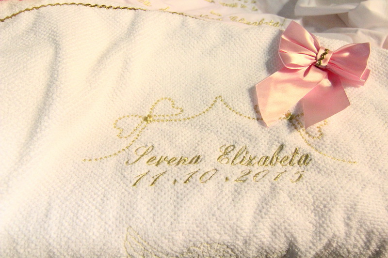 a slujit arhiepiscopul tomisului campioana europeana eliza samara a botezat o fetita la constanta galerie a slujit arhiepiscopul tomisului campioana europeana eliza samara a botezat o fetita la constanta galerie