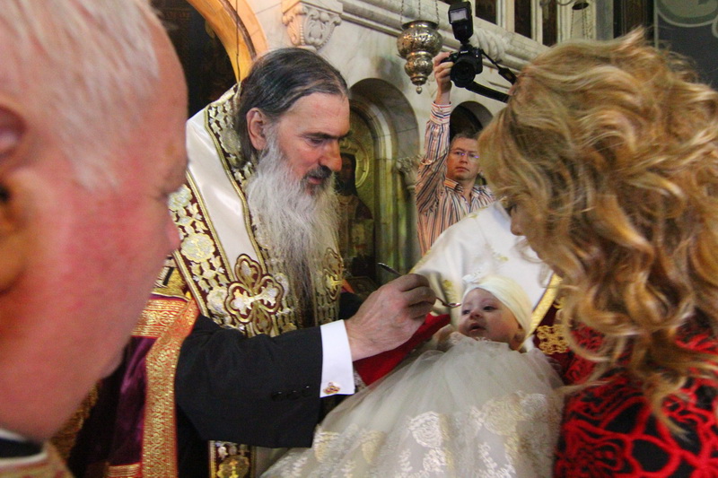 a slujit arhiepiscopul tomisului campioana europeana eliza samara a botezat o fetita la constanta galerie a slujit arhiepiscopul tomisului campioana europeana eliza samara a botezat o fetita la constanta galerie