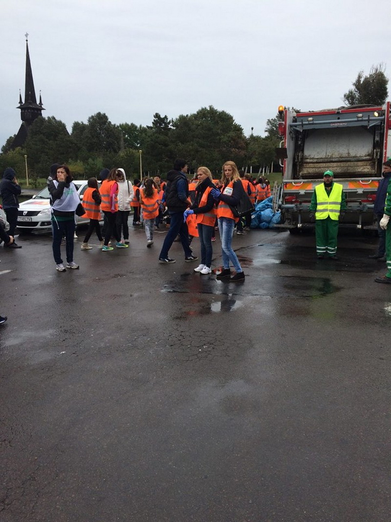 ziua verde constanta marcata de polaris m holding si municipalitate prin actiuni de ecologizare si educatie ziua verde constanta marcata de polaris m holding si municipalitate prin actiuni de ecologizare si educatie