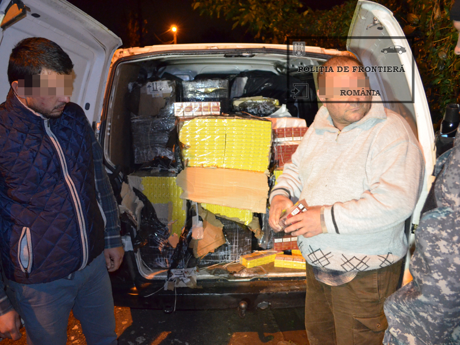 politistii de frontiera au confiscat aproape 20 000 de pachete cu tigarete de contrabanda 568130 politistii de frontiera au confiscat aproape 20 000 de pachete cu tigarete de contrabanda 568130