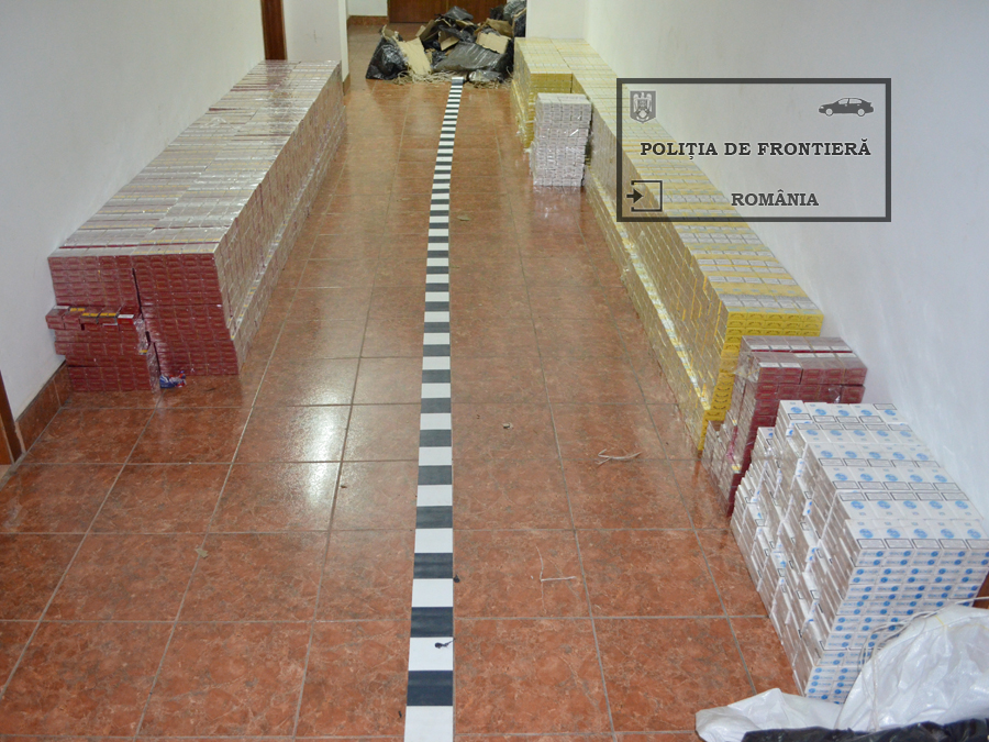 politistii de frontiera au confiscat aproape 20 000 de pachete cu tigarete de contrabanda 568130 politistii de frontiera au confiscat aproape 20 000 de pachete cu tigarete de contrabanda 568130