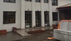 Investiţii durabile la Crucea. Iată cum arată acum noul sediu al Primăriei! (galerie foto)