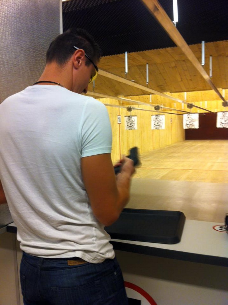 voleibalistii de la cvm tomis si au reglat tirul la poligonul de tragere 568482 voleibalistii de la cvm tomis si au reglat tirul la poligonul de tragere 568482