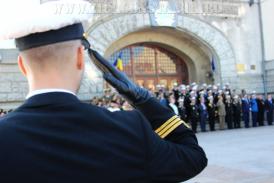 FOTOREPORTAJ. La mulţi ani, Armata Română! Militarii au luat cu asalt Piaţa Ovidiu