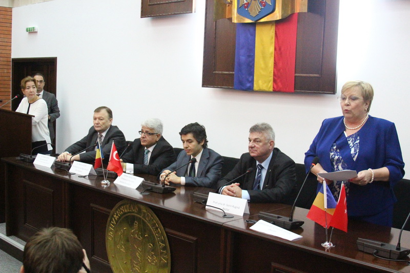 tika la constanta ambasadorul turciei osman koray ertas si consulul ali bozcaliskan au inaugurat lectoratul tika la constanta ambasadorul turciei osman koray ertas si consulul ali bozcaliskan au inaugurat lectoratul