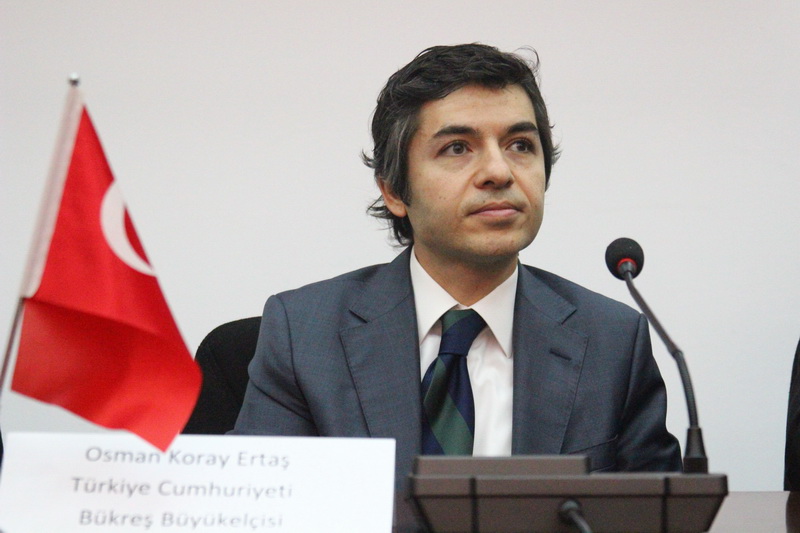 tika la constanta ambasadorul turciei osman koray ertas si consulul ali bozcaliskan au inaugurat lectoratul tika la constanta ambasadorul turciei osman koray ertas si consulul ali bozcaliskan au inaugurat lectoratul