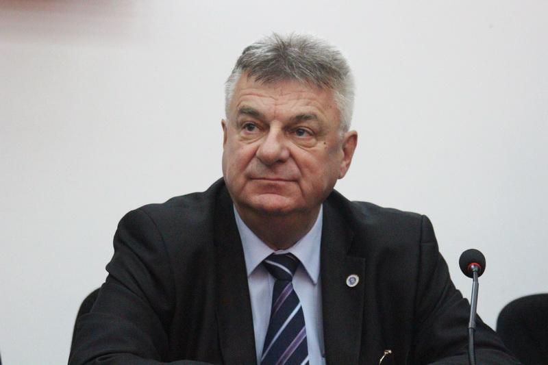 tika la constanta ambasadorul turciei osman koray ertas si consulul ali bozcaliskan au inaugurat lectoratul tika la constanta ambasadorul turciei osman koray ertas si consulul ali bozcaliskan au inaugurat lectoratul