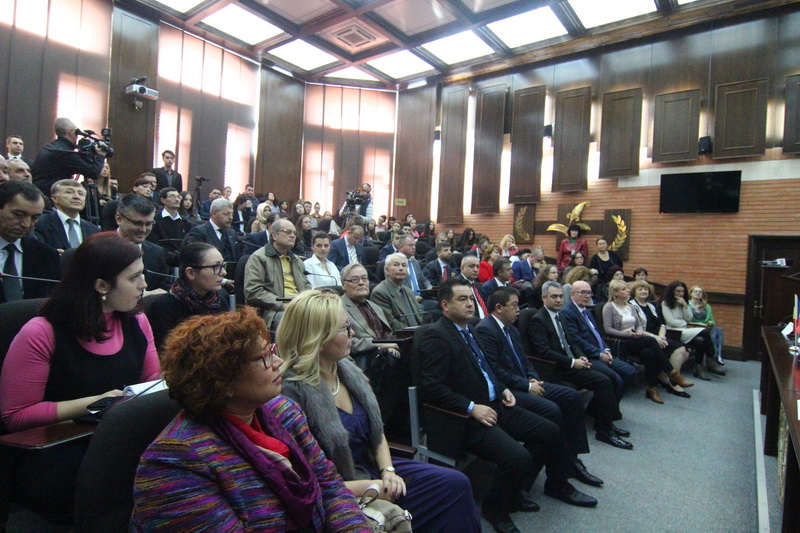 tika la constanta ambasadorul turciei osman koray ertas si consulul ali bozcaliskan au inaugurat lectoratul tika la constanta ambasadorul turciei osman koray ertas si consulul ali bozcaliskan au inaugurat lectoratul