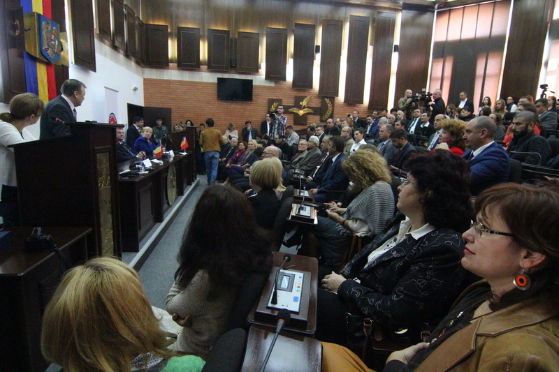 tika la constanta ambasadorul turciei osman koray ertas si consulul ali bozcaliskan au inaugurat lectoratul tika la constanta ambasadorul turciei osman koray ertas si consulul ali bozcaliskan au inaugurat lectoratul