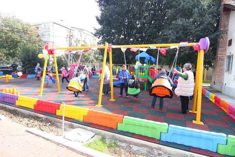 tika la constanta ambasadorul turciei osman koray ertas si consulul ali bozcaliskan au inaugurat lectoratul tika la constanta ambasadorul turciei osman koray ertas si consulul ali bozcaliskan au inaugurat lectoratul