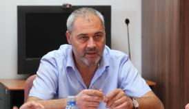 Dragoș Poteleanu, fost director al CJAS Constanța, reținut de procurorii DNA pentru o presupusă mită de 57.000 euro şi 15.500 lei (documente) 